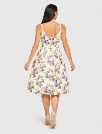 Retrospecd Fifi Buttercup Blooms - Image 3