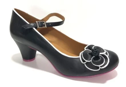 Cristofoli Julia Black with White Trim Cristofoli Julia Black With White Trim -Hot Chocolate Design shop JuliaBlack1