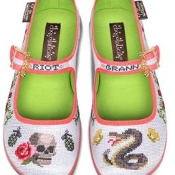 Chocolaticas Riot Granny